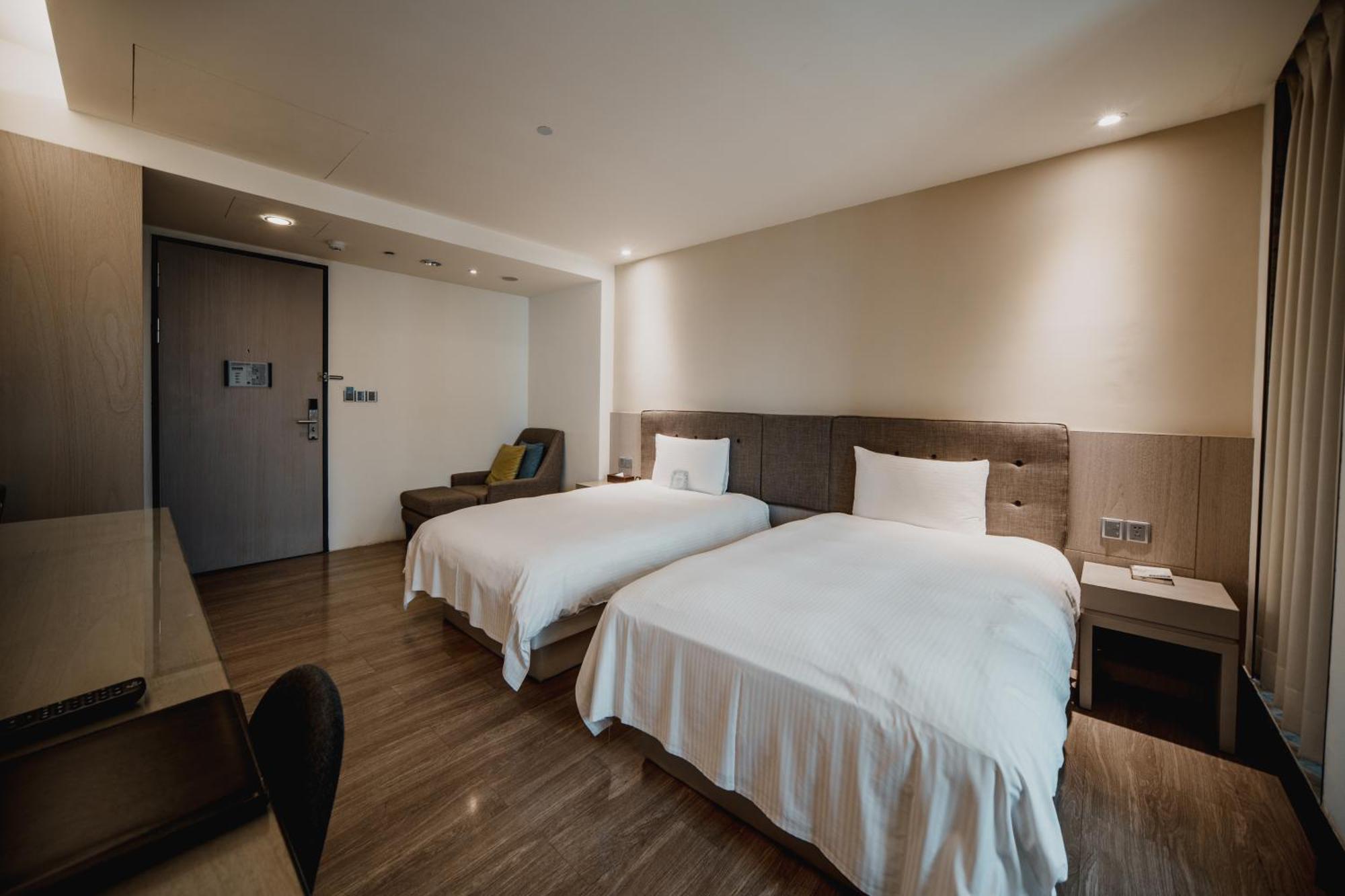 Hub Hotel Kaohsiung Yawan Branch Exterior foto